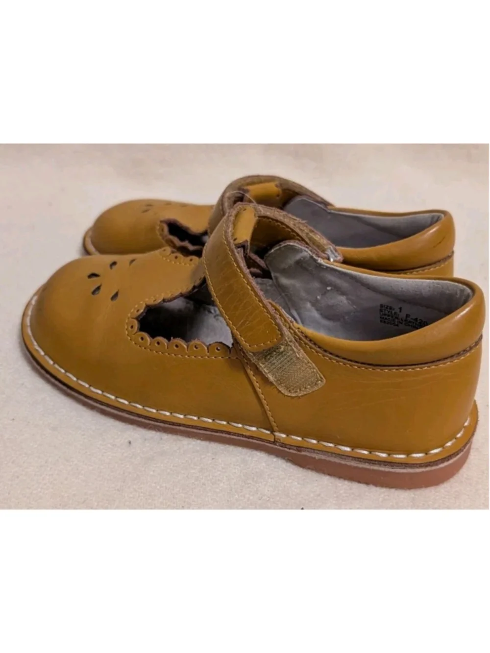 L’Amour Style F420 Joy Classic Leather T-Strap Mary Jane Size 1 Kids Shoes F75